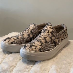GILLS-C Snake Platform Slip-On Sneakers